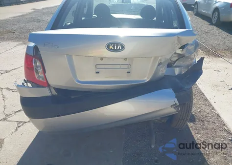2008 Kia Rio z USA, uszkodzony, nr VIN KNADE123286312732